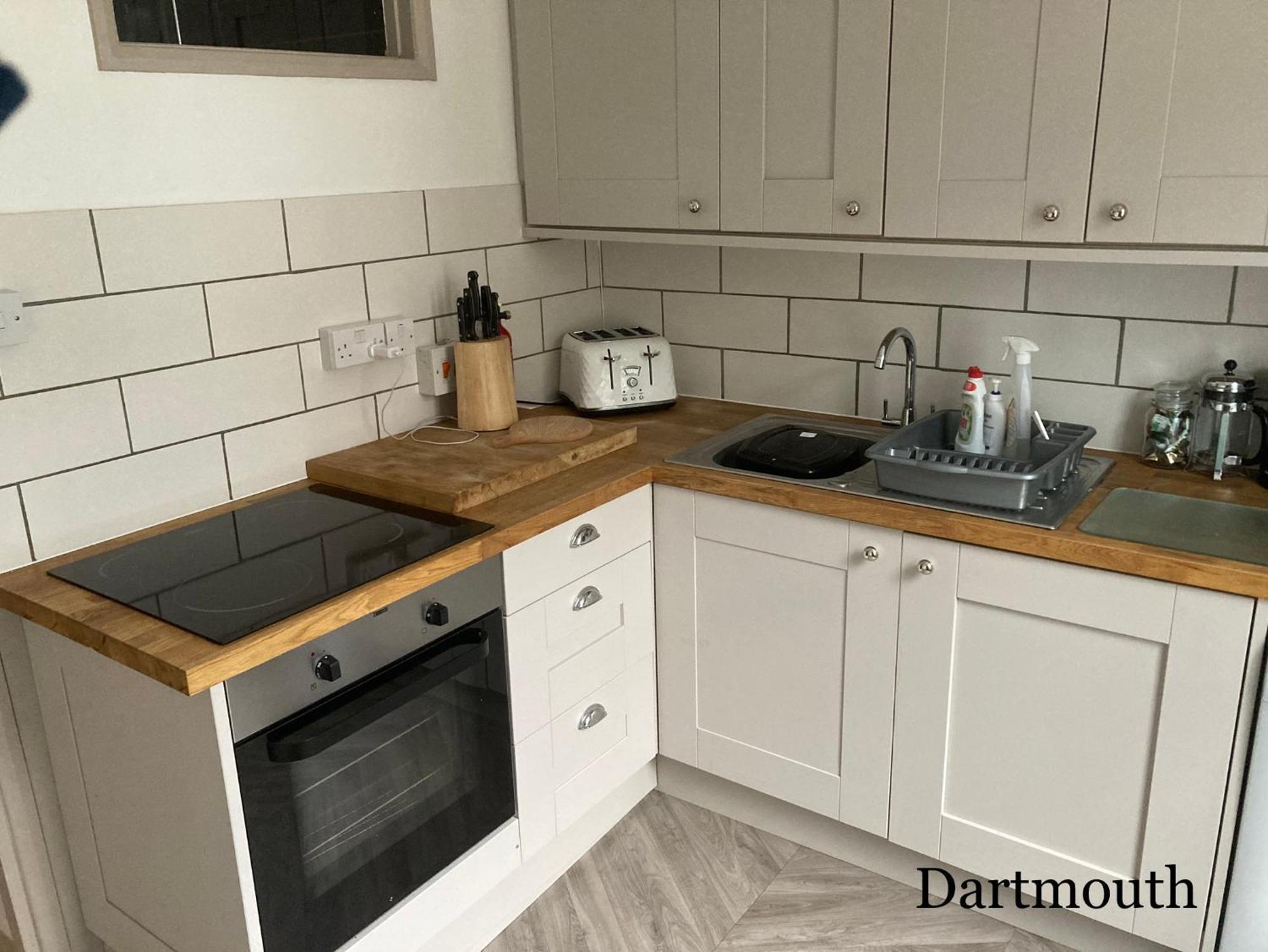 Nancie'S Place - Dartmouth Town Center With Private Parking - A Traditional Georgian Private Duplex Apartment - Beautifully Refurbished - Two Bedrooms, Bathroom, Kitchen And Lounge Diner Exteriér fotografie
